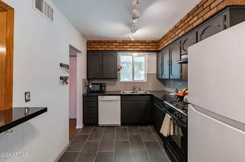 7312 N 23rd Ave, Phoenix, AZ 85021 photo 5