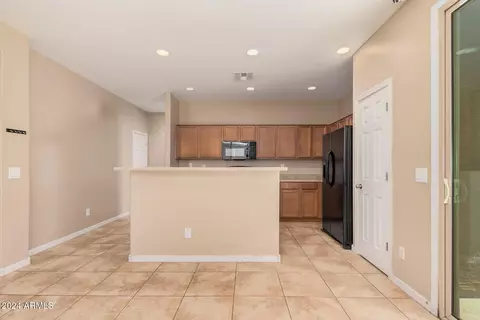 2725 W Bowker St, Phoenix, AZ 85041 photo 11