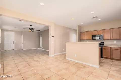 2725 W Bowker St, Phoenix, AZ 85041 photo 10