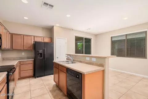 2725 W Bowker St, Phoenix, AZ 85041 photo 16