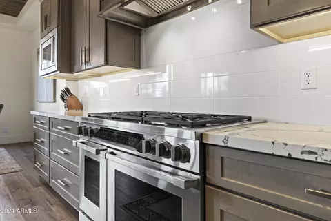 Kitchen - 1702 E Cliff Rose Dr, Payson, AZ 85541 photo 6 of 8