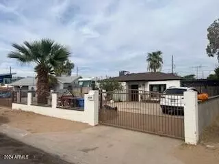2334 W Orange Dr, Phoenix, AZ 85015