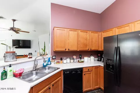 2423 E Pony Ln, Gilbert, AZ 85295 photo 6