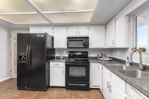 118 E Galvin St, Phoenix, AZ 85086 photo 8