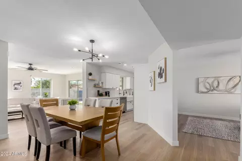 2807 E Sylvia St, Phoenix, AZ 85032