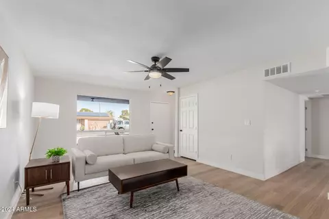 2807 E Sylvia St, Phoenix, AZ 85032 photo 9