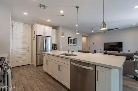 9845 E Kinetic Dr, Mesa, AZ 85212 photo 8