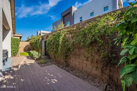 9845 E Kinetic Dr, Mesa, AZ 85212 photo 39