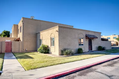 948 S Alma School Rd #114, Mesa, AZ 85210