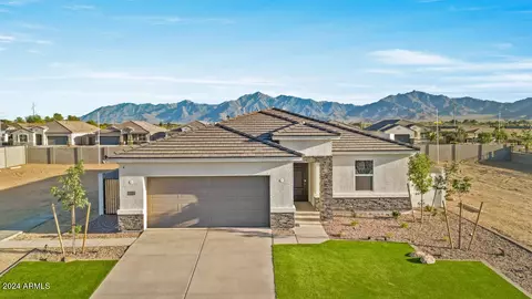 10335 W Luxton Ln, Tolleson, AZ 85353