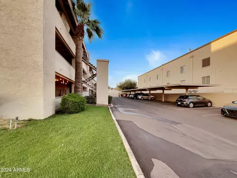 Exterior - 202 E Ruth Ave #5, Phoenix, AZ 85020 photo 2 of 4