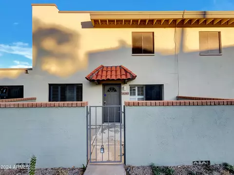14249 N Oakwood Ln, Fountain Hills, AZ 85268