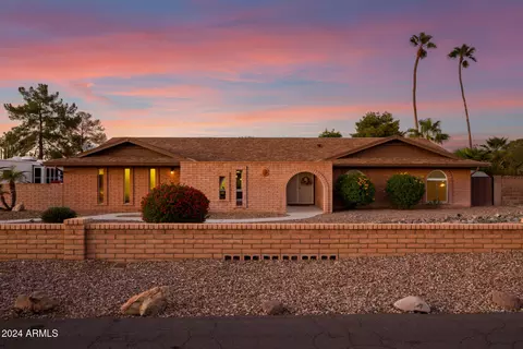 7136 W Libby St, Glendale, AZ 85308
