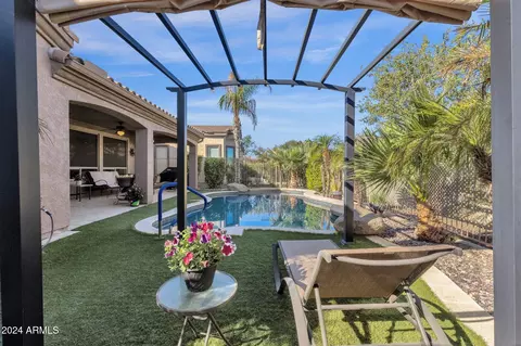 4526 E Carob Dr, Gilbert, AZ 85298