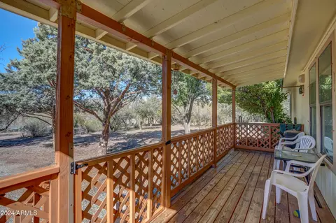 2425 S Foothill Dr, Dewey, AZ 86327 photo 4
