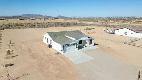 4974 S 360th Ave, Tonopah, AZ 85354