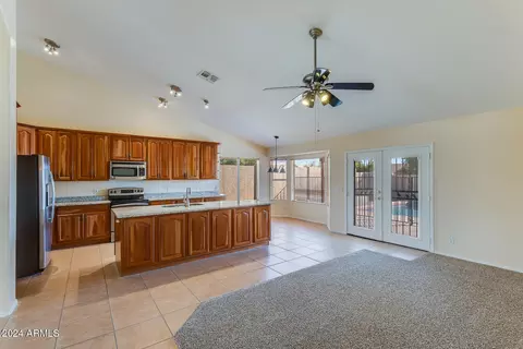 8125 E Dover St, Mesa, AZ 85207 photo 2