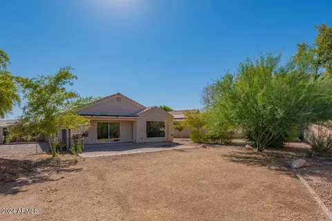120 S Robins Ct, Chandler, AZ 85225