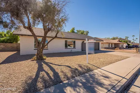 907 W Keating Ave, Mesa, AZ 85210 photo 2
