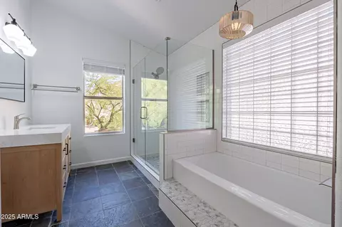 Bath - 1416 E Sapium Way, Phoenix, AZ 85048 photo 4 of 8
