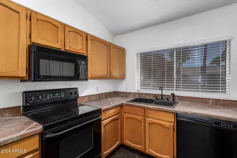 1347 E San Angelo Ave, Gilbert, AZ 85234 photo 10