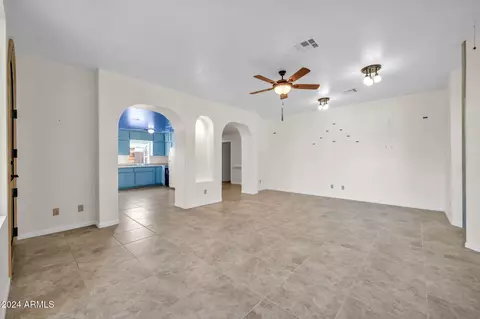 1405 E Mescal St, Phoenix, AZ 85020 photo 9