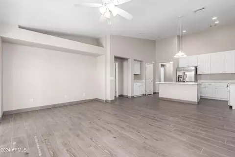 31222 N Cheyenne Dr, San Tan Valley, AZ 85143