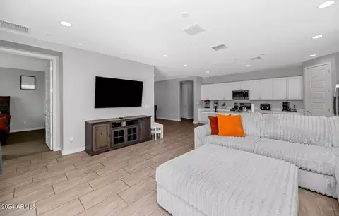 1659 W Piedmont Rd, Phoenix, AZ 85041 photo 9