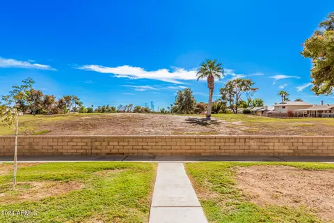 413 E Woodman Dr, Tempe, AZ 85283 photo 2