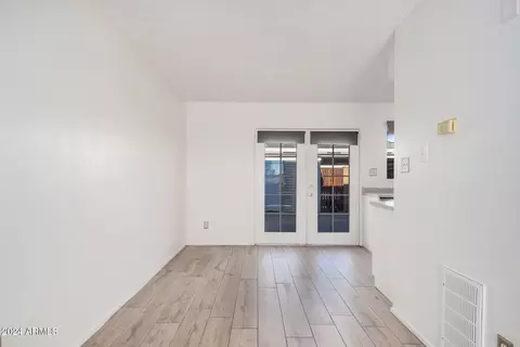 413 E Woodman Dr, Tempe, AZ 85283 photo 6