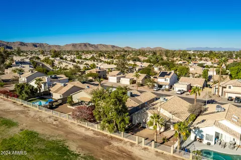 View/Area - 12226 S 44th St, Phoenix, AZ 85044 photo 17 of 24