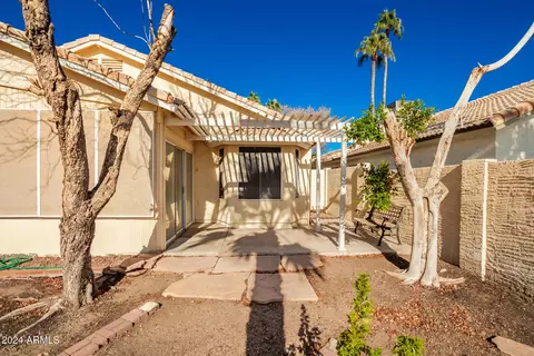 Exterior - 12226 S 44th St, Phoenix, AZ 85044 photo 8 of 9