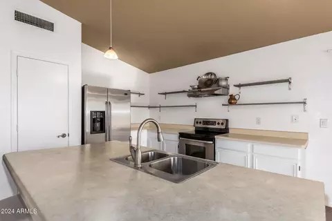 Kitchen - 12226 S 44th St, Phoenix, AZ 85044 photo 3 of 3