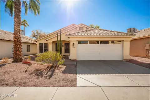Exterior - 12226 S 44th St, Phoenix, AZ 85044 photo 1 of 9