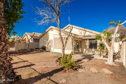 Exterior - 12226 S 44th St, Phoenix, AZ 85044 photo 6 of 9