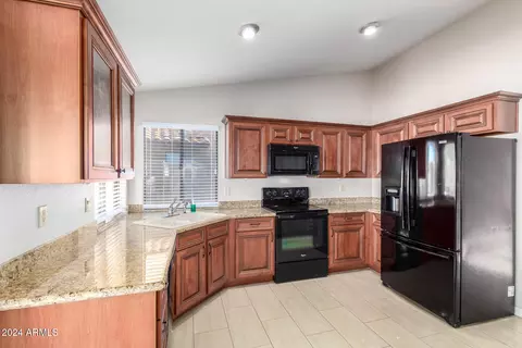 1444 W Iris Dr, Gilbert, AZ 85233 photo 13