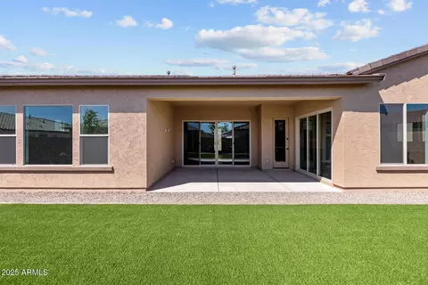 Exterior - 1021 W Ridge Rd, Apache Junction, AZ 85120 photo 2 of 2