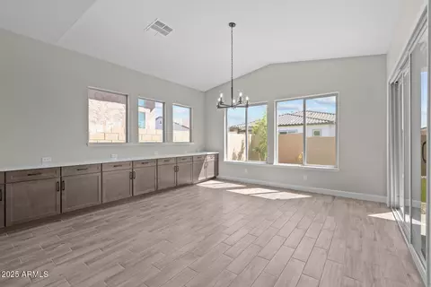 Dining - 1021 W Ridge Rd, Apache Junction, AZ 85120 photo 1 of 1