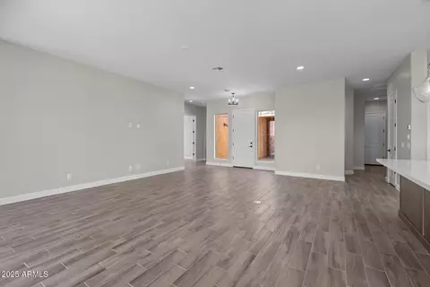 Living - 1021 W Ridge Rd, Apache Junction, AZ 85120 photo 3 of 4