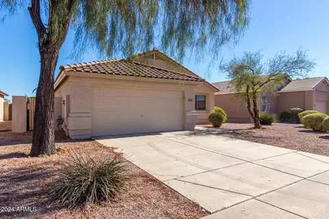 16497 N Oachs Dr, Surprise, AZ 85374
