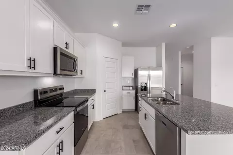 10014 S Saguaro Dr, Apache Junction, AZ 85120 photo 10