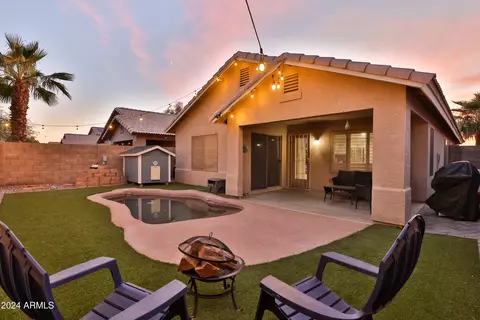 2049 N 107th Dr, Avondale, AZ 85392