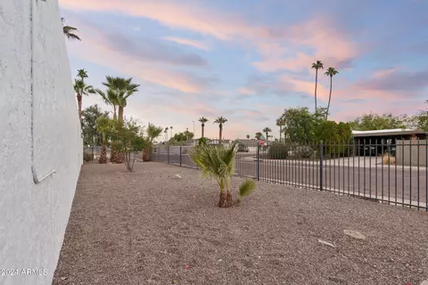 2076 E Aspen Dr, Tempe, AZ 85282 photo 37