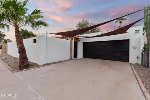 2076 E Aspen Dr, Tempe, AZ 85282 photo 2
