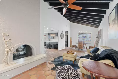 2076 E Aspen Dr, Tempe, AZ 85282 photo 6