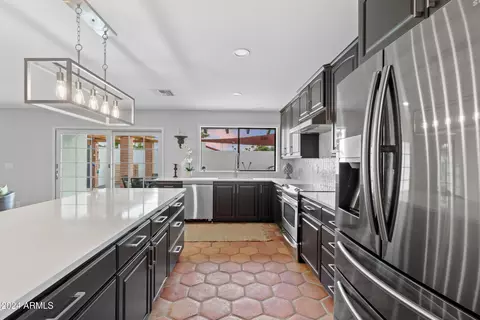 2076 E Aspen Dr, Tempe, AZ 85282 photo 12
