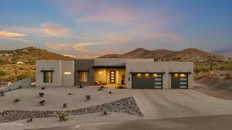 511 E Tumbleweed Dr, Phoenix, AZ 85085