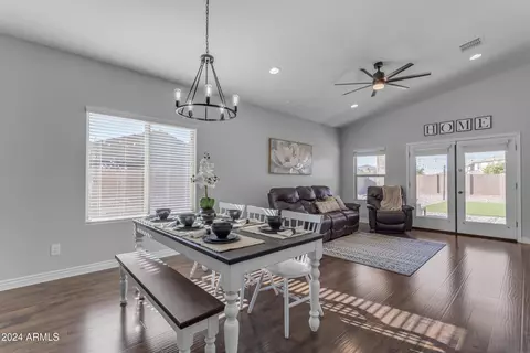 7346 S Debra Dr, Gilbert, AZ 85298 photo 2