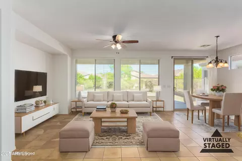 4548 E Carob Dr, Gilbert, AZ 85298 photo 2