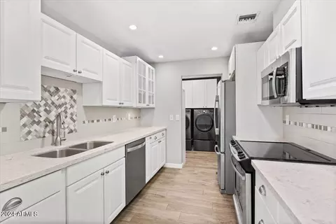 4459 E Voltaire Ave, Phoenix, AZ 85032 photo 9